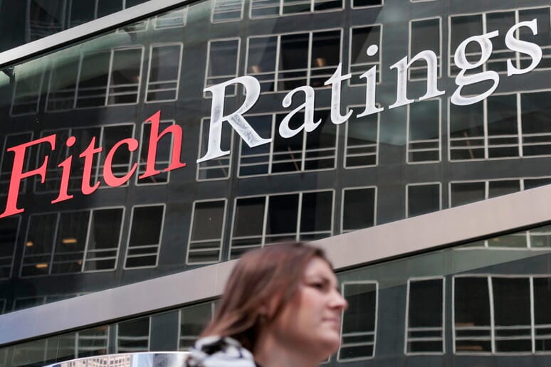 Fitch Upgrades Israel's Credit Rating Amid Gaza Conflict Worries